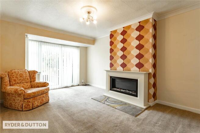 2 bed Semi-Detached Bungalow for sale Image 4