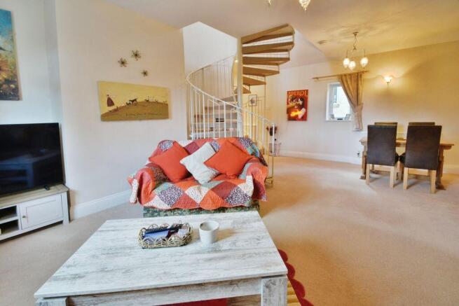 Oakley Hall, Cirencester, Gloucestershire photo 4