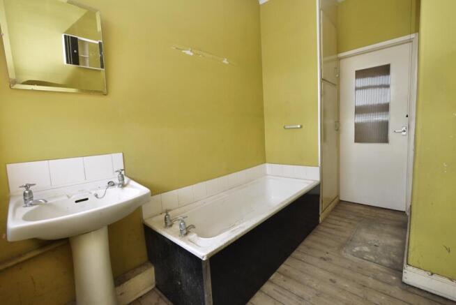 2 bed Terraced for sale Image 10