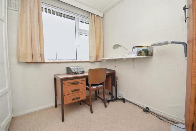 3 bed Semi-Detached for sale Image 12
