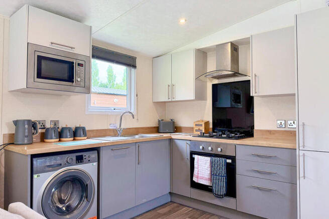 2 bed Lodge for sale Image 6