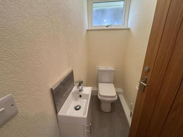3 bed Bungalow to rent Image 12