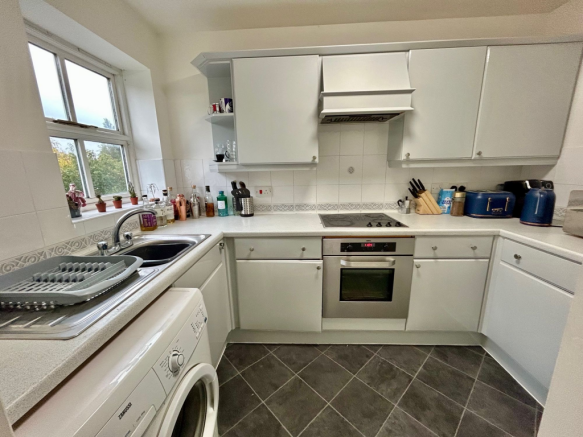 8 Mersey Road, Didsbury, M20 photo 3