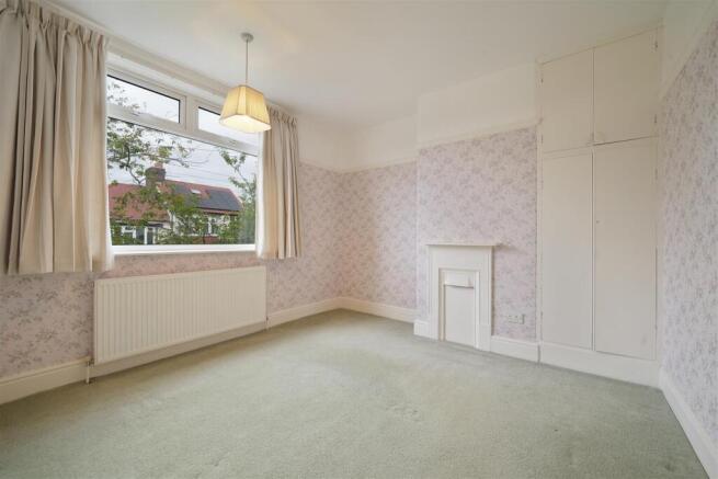3 bed Semi-Detached for sale Image 11