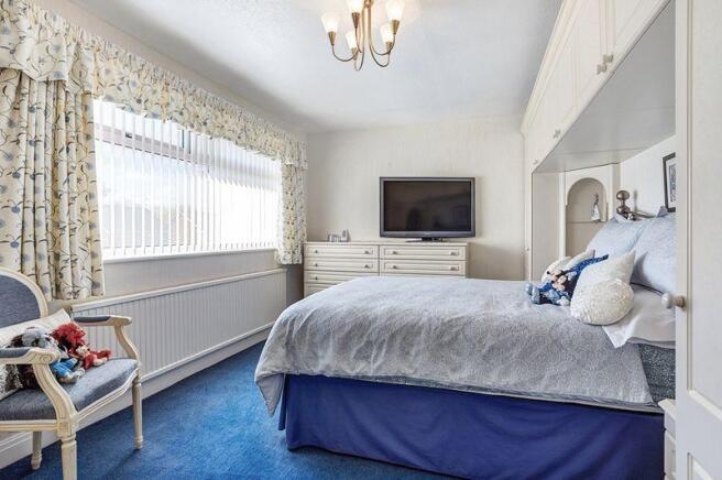 BEDROOM 1 FRONT