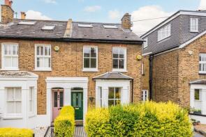 31, Heathfield North, Twickenham TW2 7QN