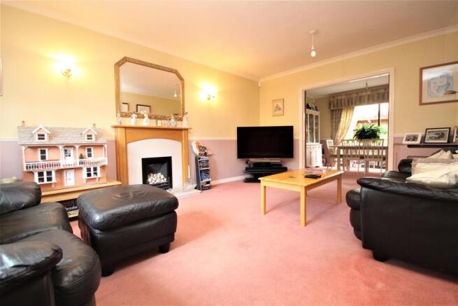 Living Room.jpg