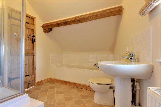 Ensuite to Bedroom One