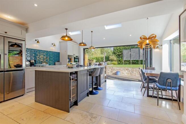 Kitchen-2.jpg