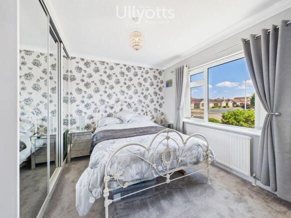 3 bed Detached Bungalow for sale Image 6