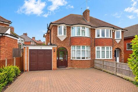 Parsonage Drive, Cofton Hackett, B45