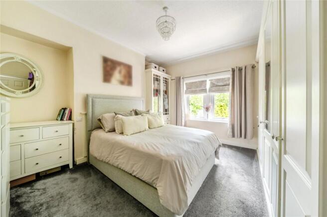 4 bed Semi-Detached for sale Image 10