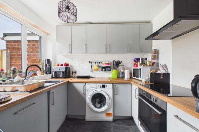 CAM05449G0-PR0069-STILL003