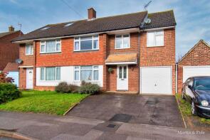 103, Silverdale Road, Reading RG6 7NE