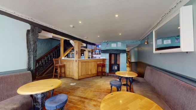 LOUNGE BAR