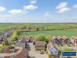 16, Clare Court, Dunmow CM6 2RN