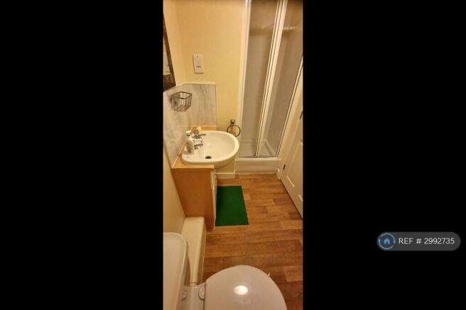 En-Suite Wash Room