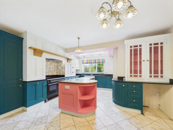 Kitchen/Breakfast Area