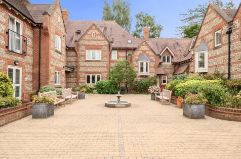 Florence Court, Wilton, SP2