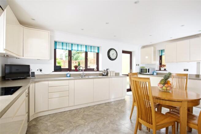 Kitchen/Breakfast
