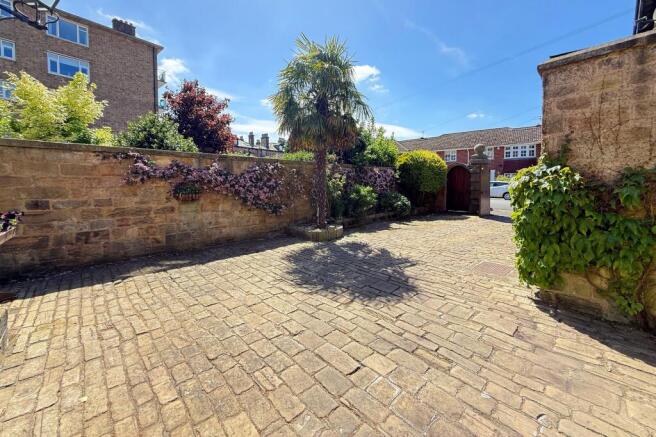 3 bed Mews for sale Image 11