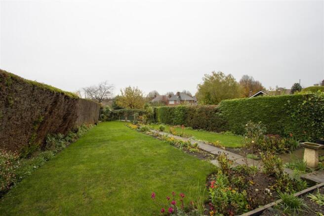 Lockoford Lane, Chesterfield, S41 photo 3