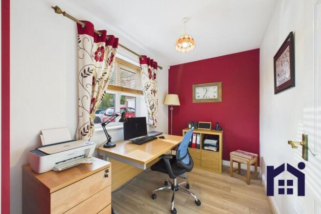 Snug/home office