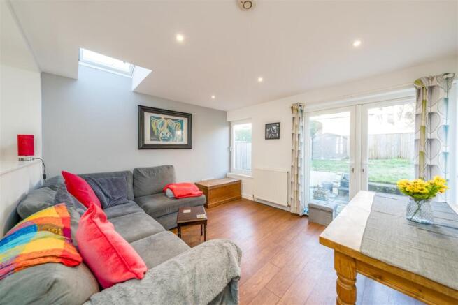 4 Croft Road-07.jpg
