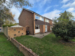 70, Highgate Road, Woodley RG5 3QR
