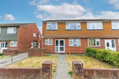 Crosier Road, Ickenham, UB10