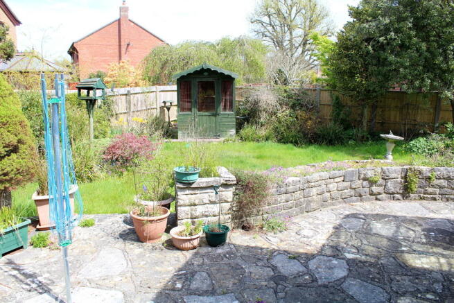 Photo 11