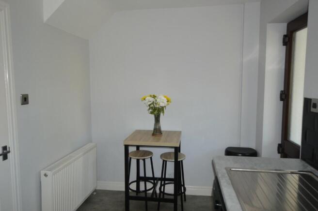 Kitchen/Dining area