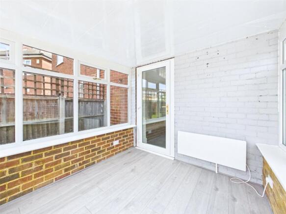 3 bed Semi-Detached for sale Image 11