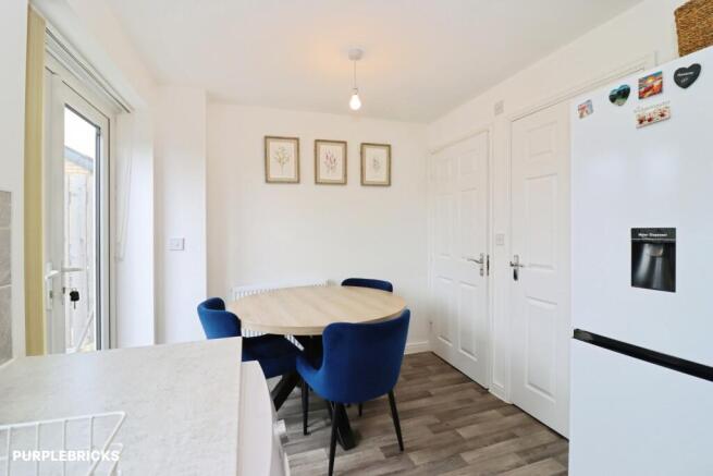 2 bed Semi-Detached for sale Image 8