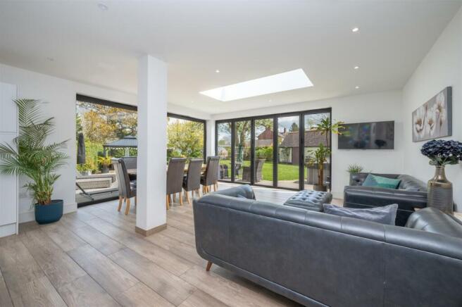 Open Plan Kitchen/Dining/Family Room