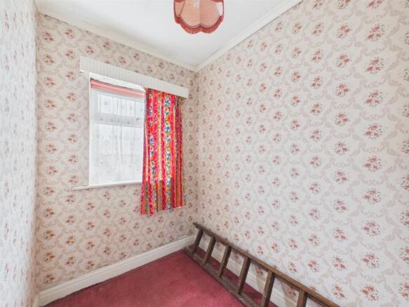 3 bed Semi-Detached for sale Image 8