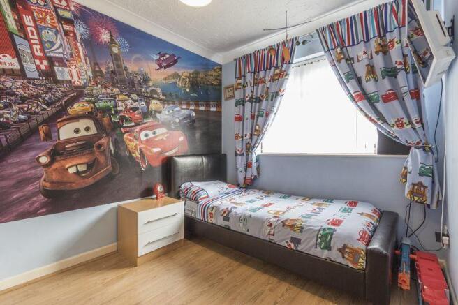 Photo 11