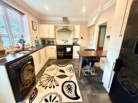 2 bed Terraced for sale Image 4