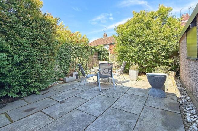 3 bed Semi-Detached for sale Image 2