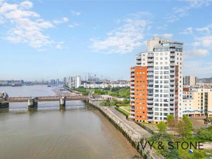 Wards Wharf Approach, London, E16