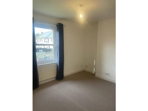 Bed 1 -1.jpg