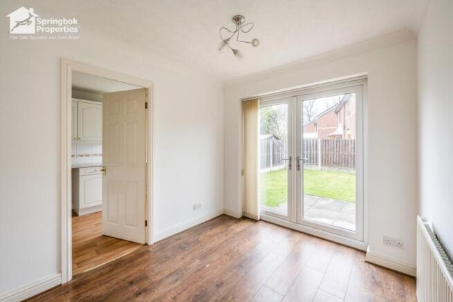 3 bed Semi-Detached for sale Image 6
