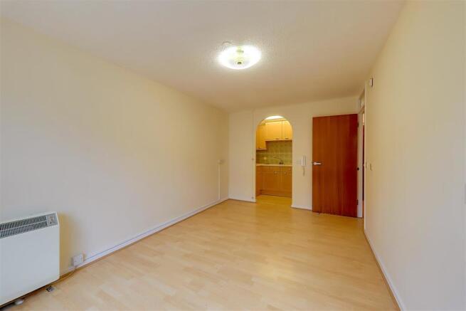 South Farm Road, Worthing photo 4