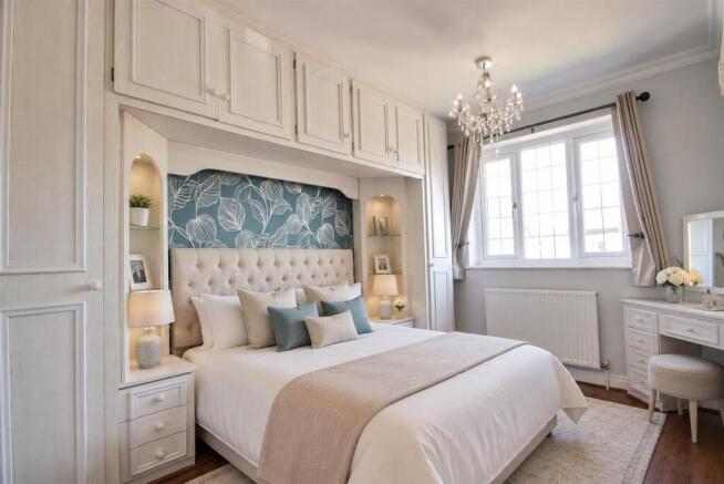 3 bed Semi-Detached for sale Image 6