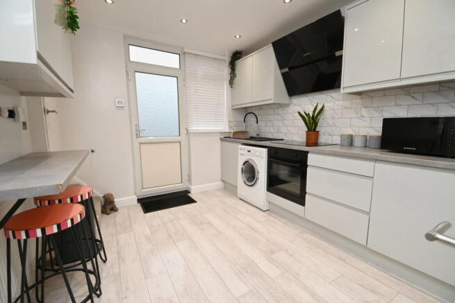 2 bed End of Terrace for sale Image 8
