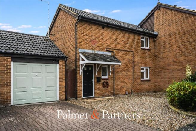 3-bed semi-detached on Bounderby Grove, Chelmsford, Essex, CM1, £375,000