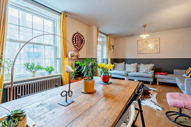 8455081-interior03-800