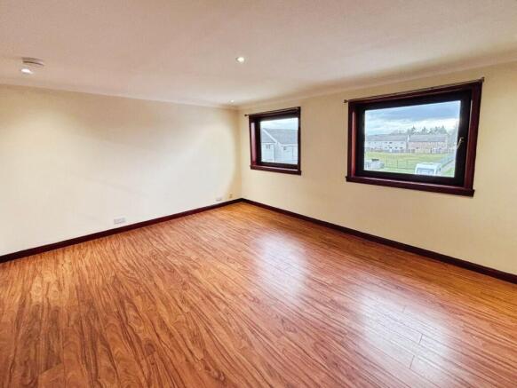 Macgillivray Court, Culloden, IV2 photo 3