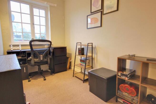 2 bed Terraced for sale Image 6