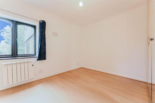 10 Kipling Bed.jpg